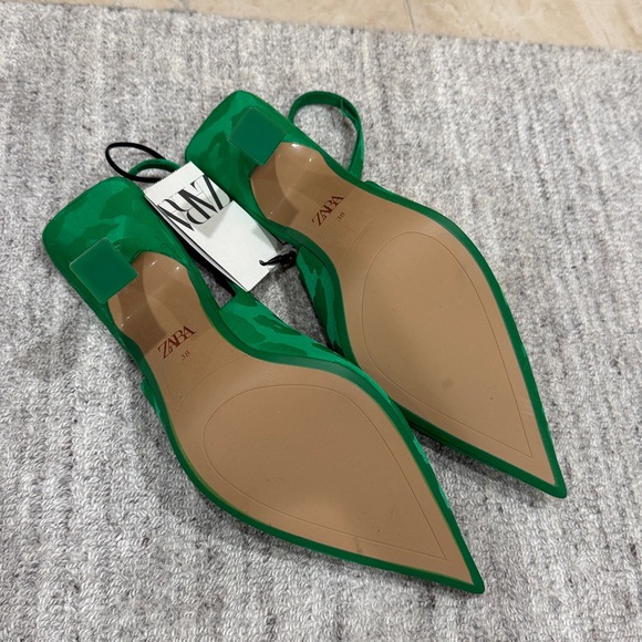 Zara Green Leopard-Print Slingback Pointed-Toe Heels - Picture 3 of 4